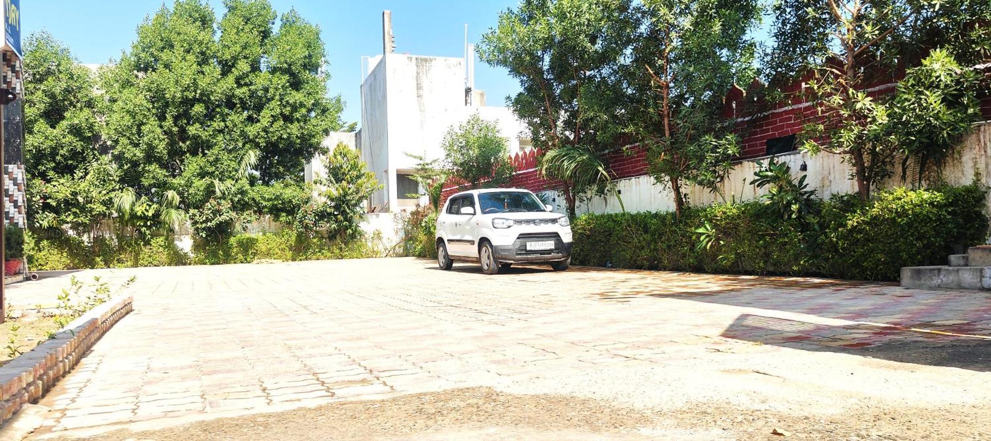 Hotel Grand Vijay 布什格尔 外观 照片